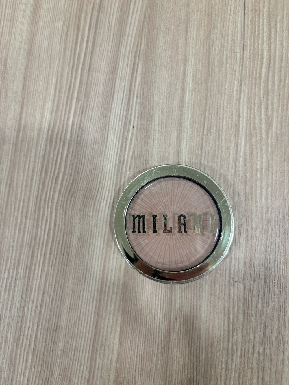 Milani Silky Matte bronzing powder compact in color 01 Sun Light nwt $7